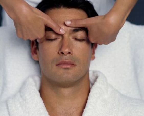 Facial massage & skin cleansing
